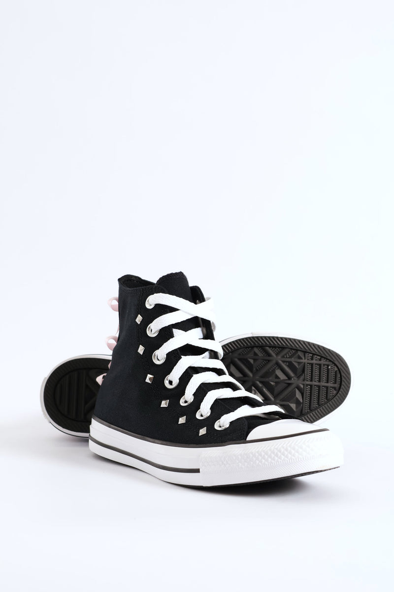 Chuck Taylor All Star Bows & Studs Sneaker - Black