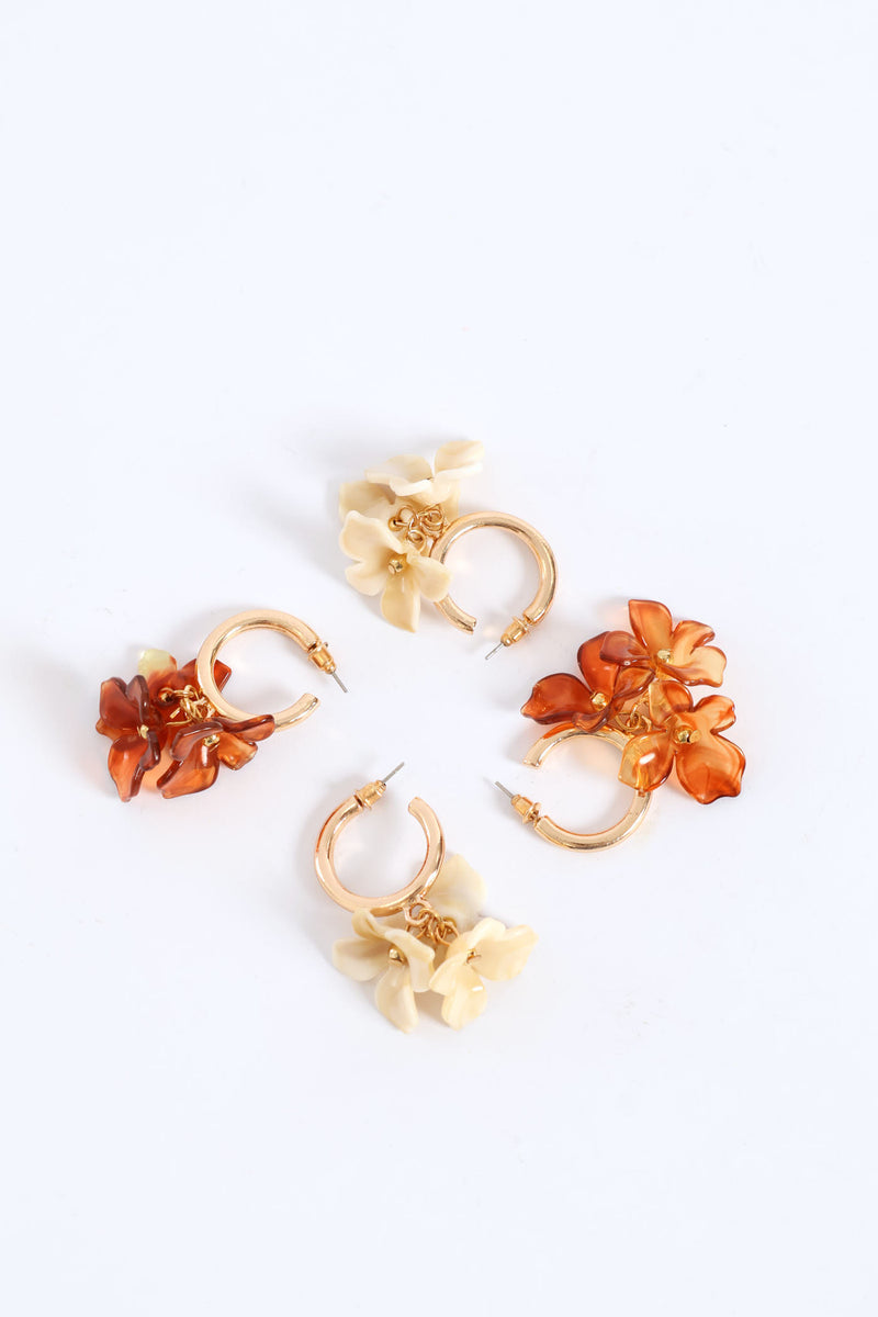 2 Pack Resin Floral Huggie Earrings - Gold