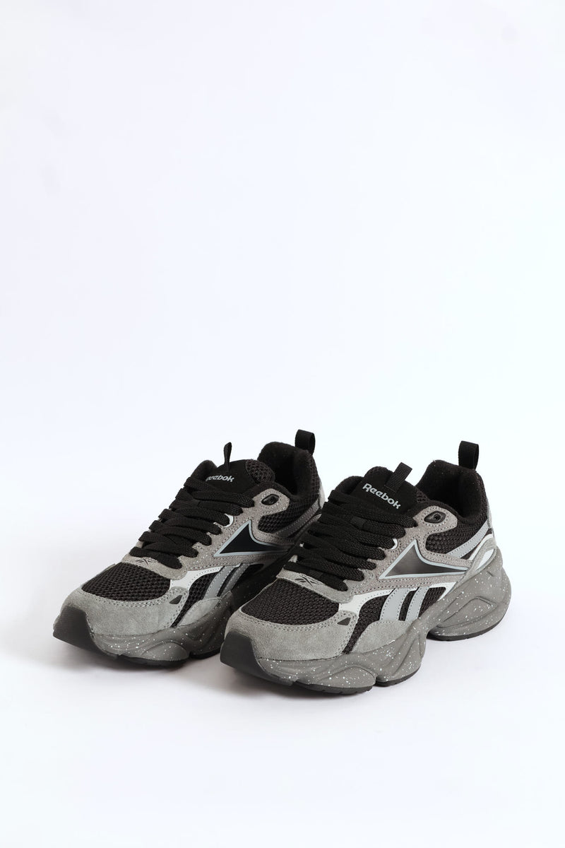 Charge Run Trainer - Grey