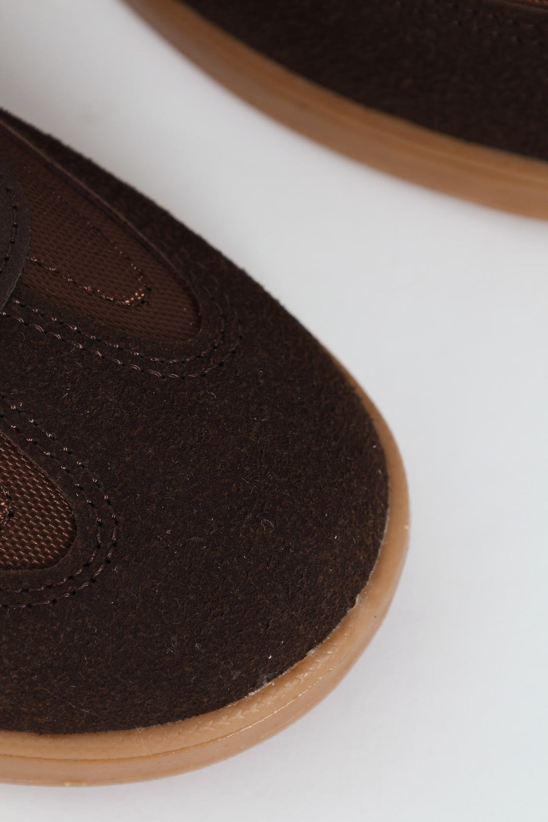 Boys Gumsole Sneaker - Chocolate