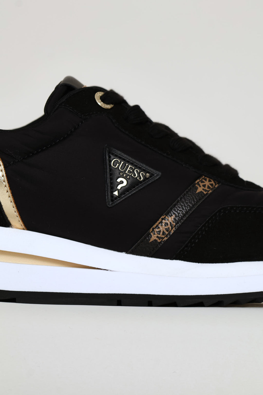 Gold Trim Detail Sneaker - Black