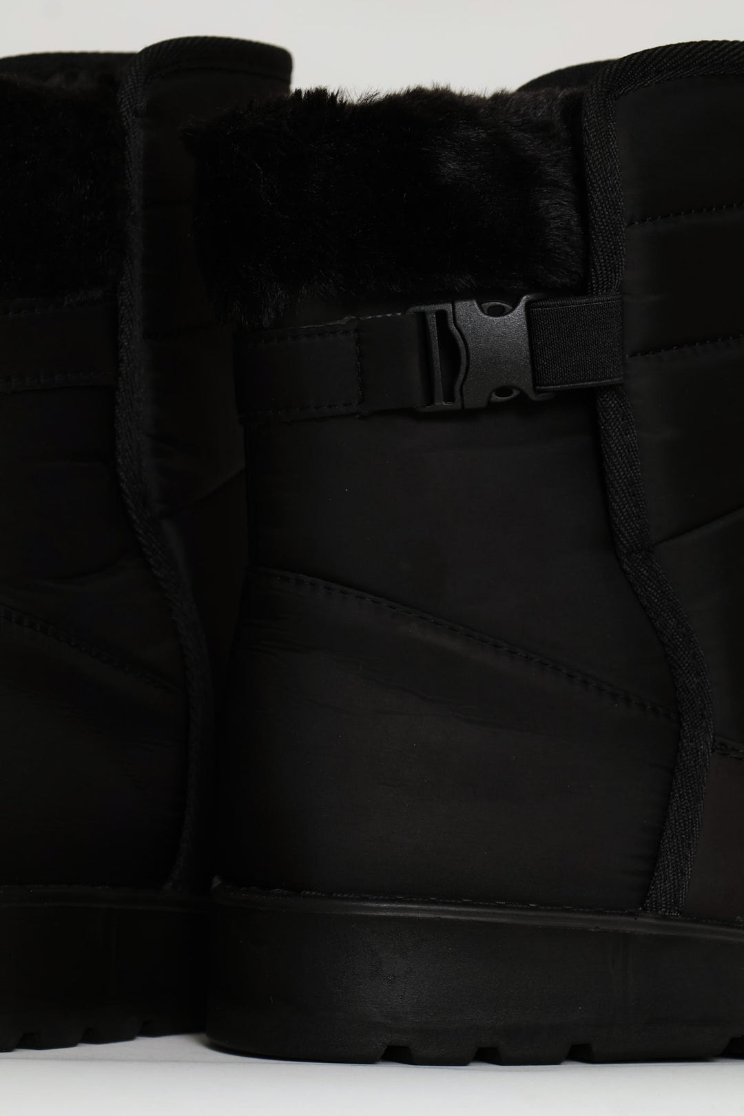 Faux Fur Snow Boot - Black