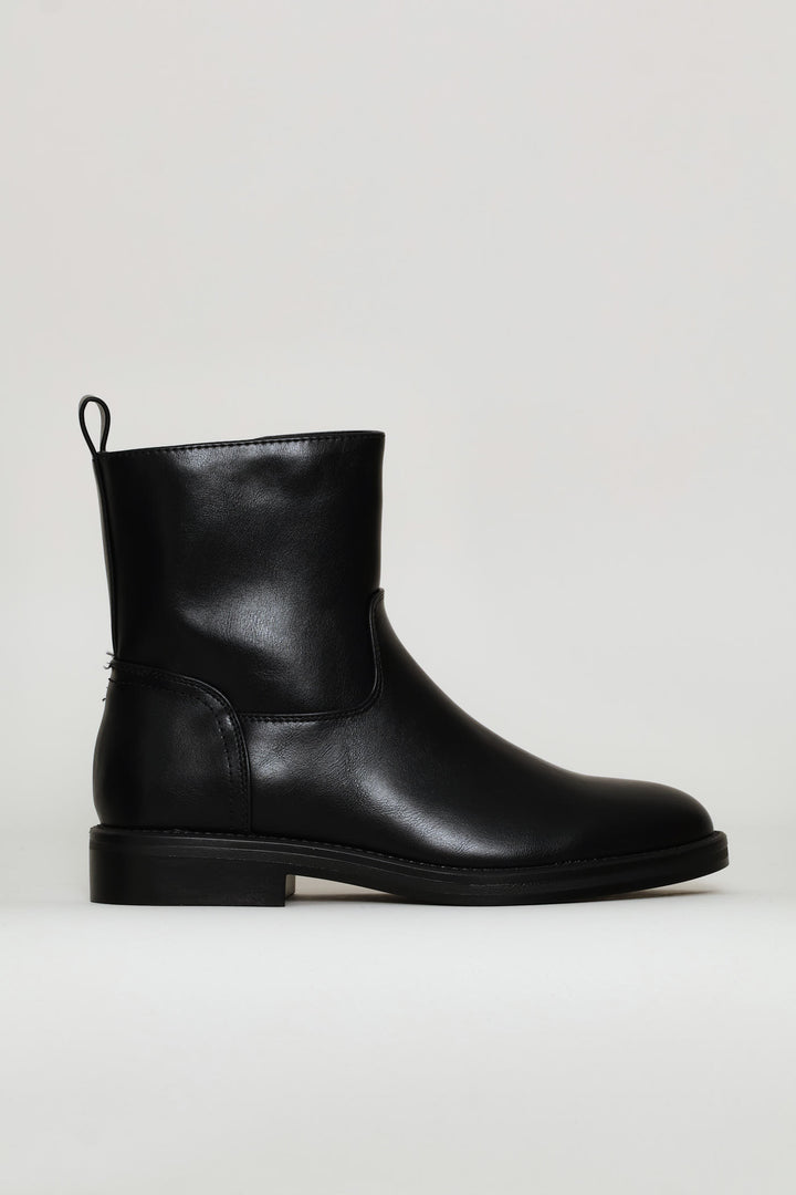 Round Toe Ankle Boot - Black