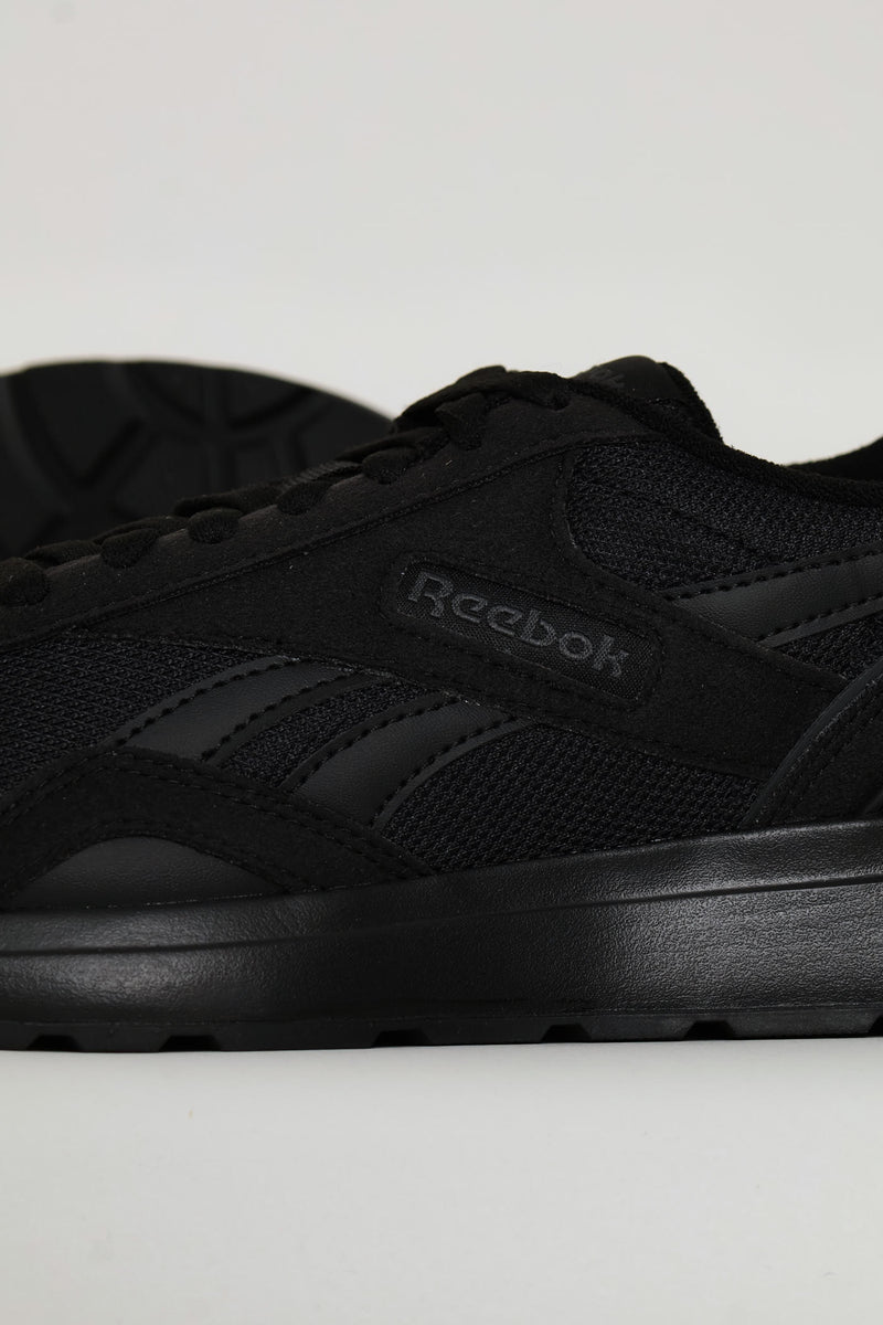 Gl1100 Retro Trainer - Black