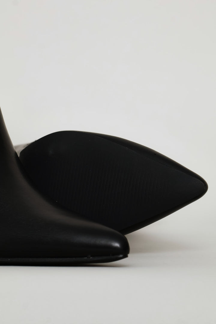Moss 1 Ankle Boot - Black