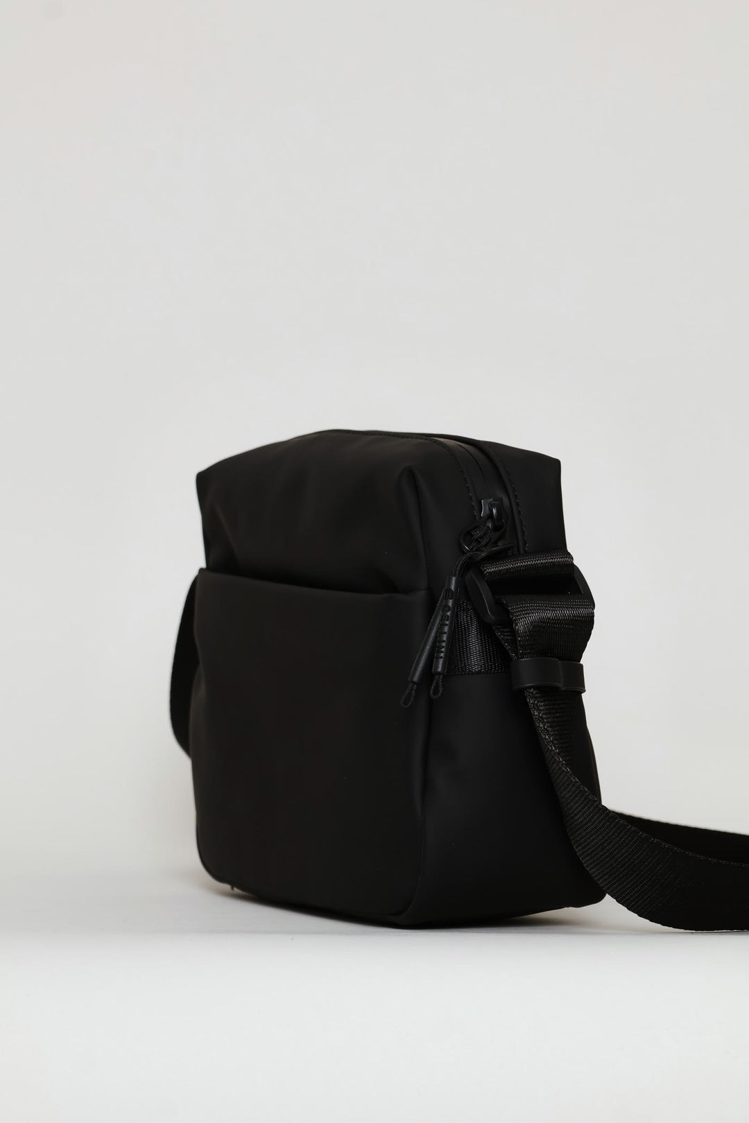 Hydro Small E/W Sling Bag