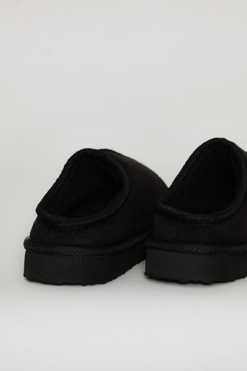 Boys Closed Toe Pushin Slipper - Black