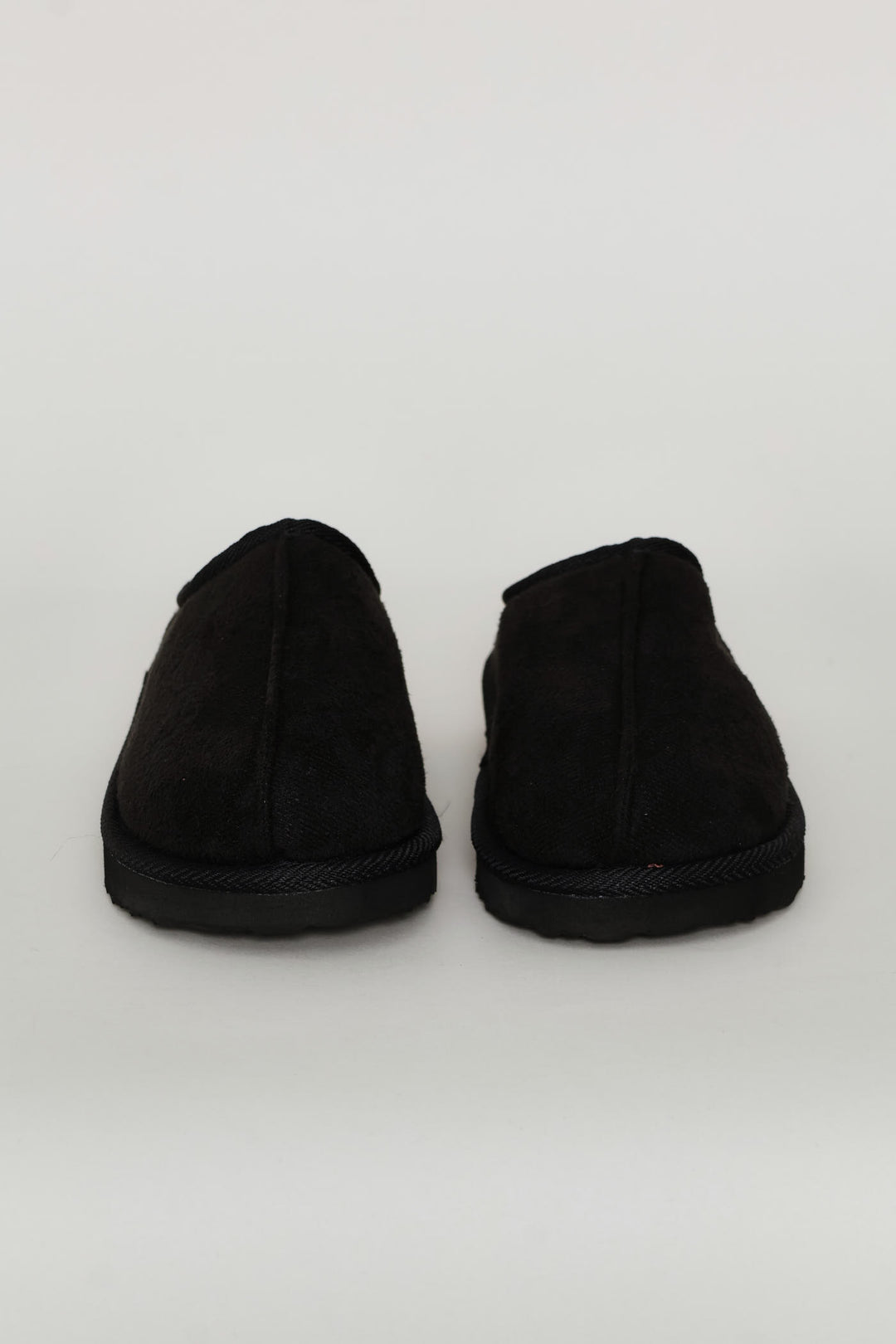 Boys Closed Toe Pushin Slipper - Black
