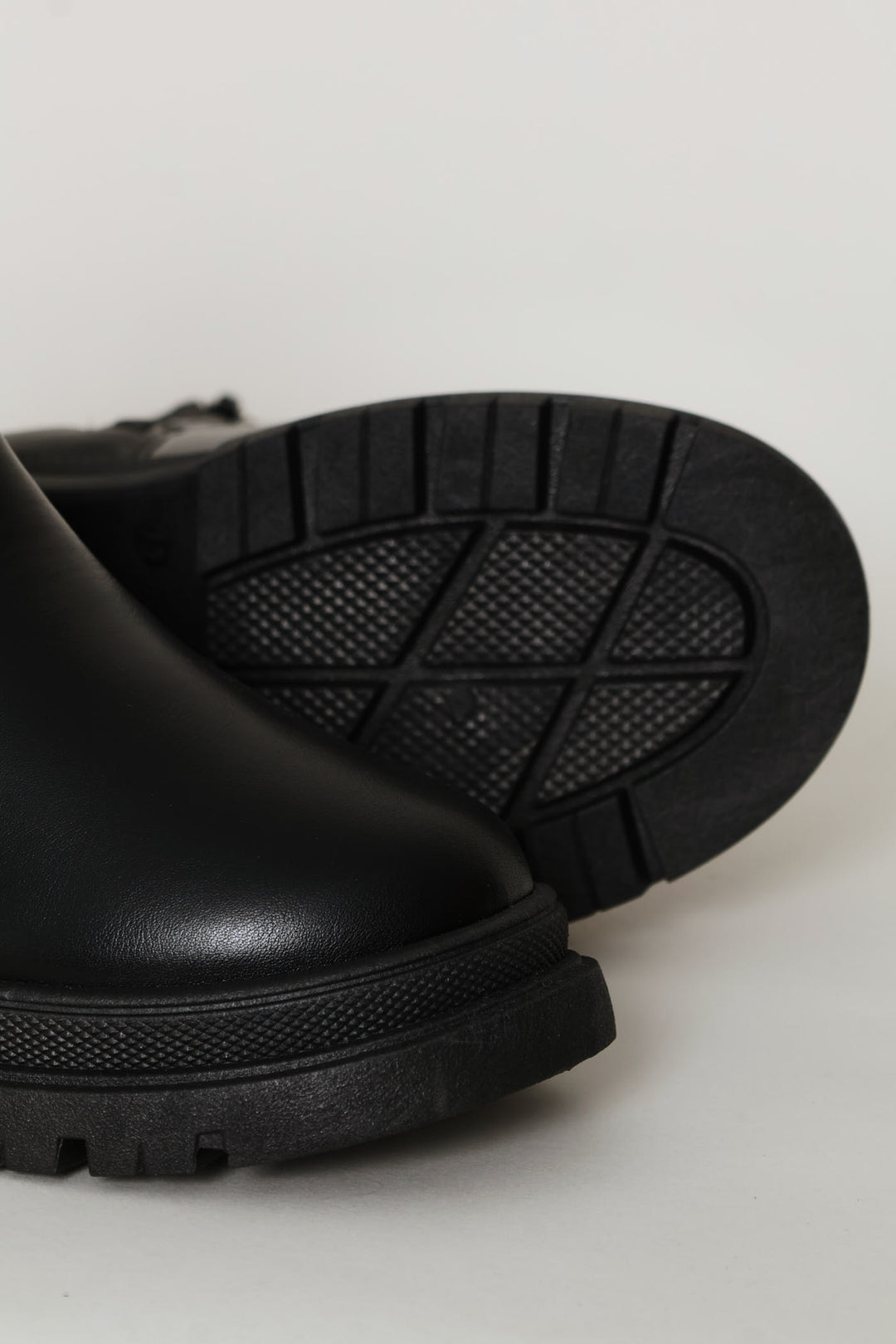 Girls Chelsea Boot - Black