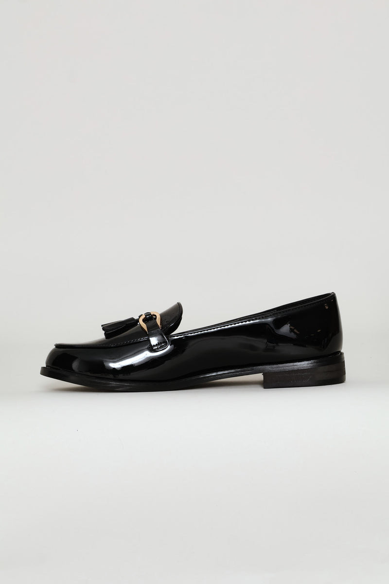 Trim And Tassle Detail Loafer - Black