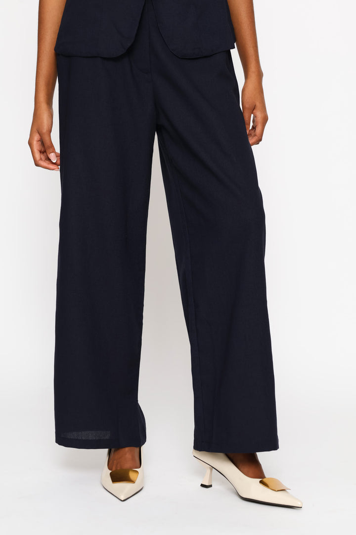 Pleated Wide Leg Trouser - Dark Navy
