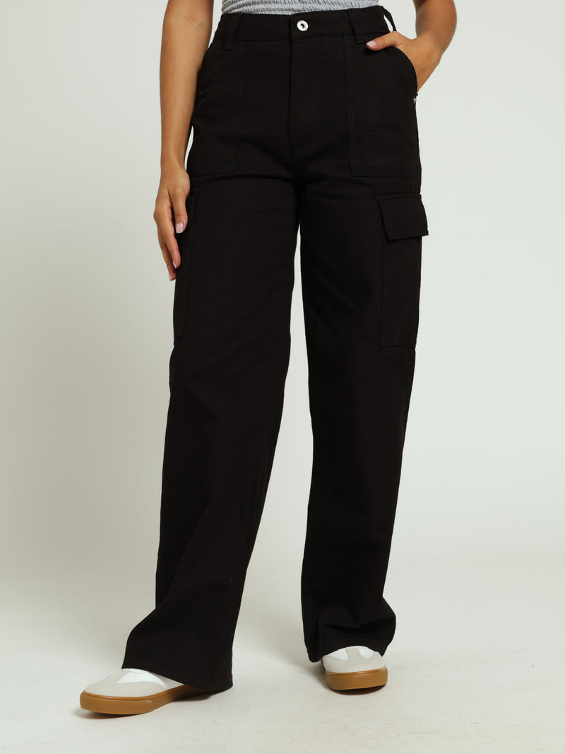 Lamb Chop Pants - Black