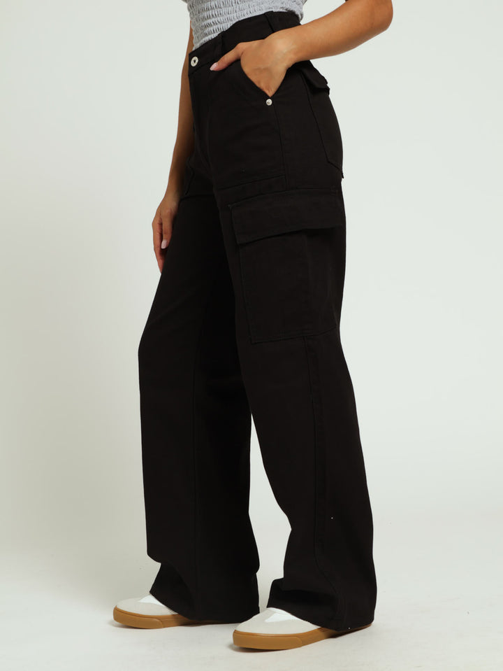 Lamb Chop Pants - Black