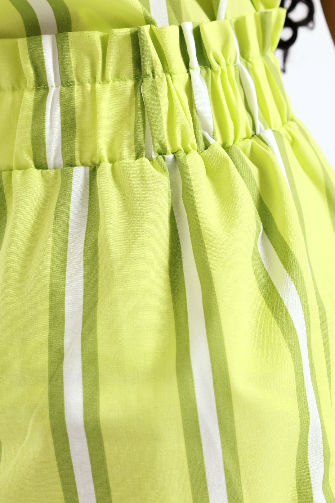 Girls Elasticated Waist Stripe Pull On Short - Lime Green