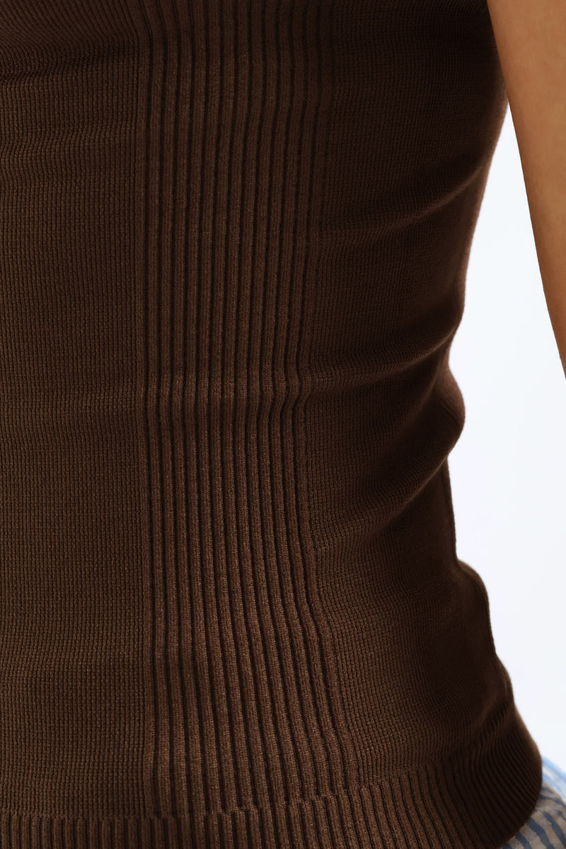 Girls Seamless Crew Neck Vest - Brown