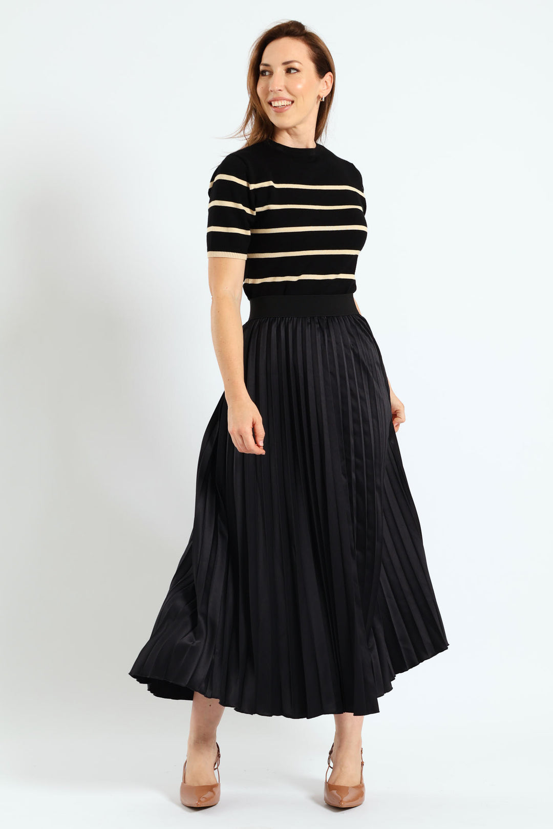 Elasticated Satin Pleated Maxi Skirt - Black
