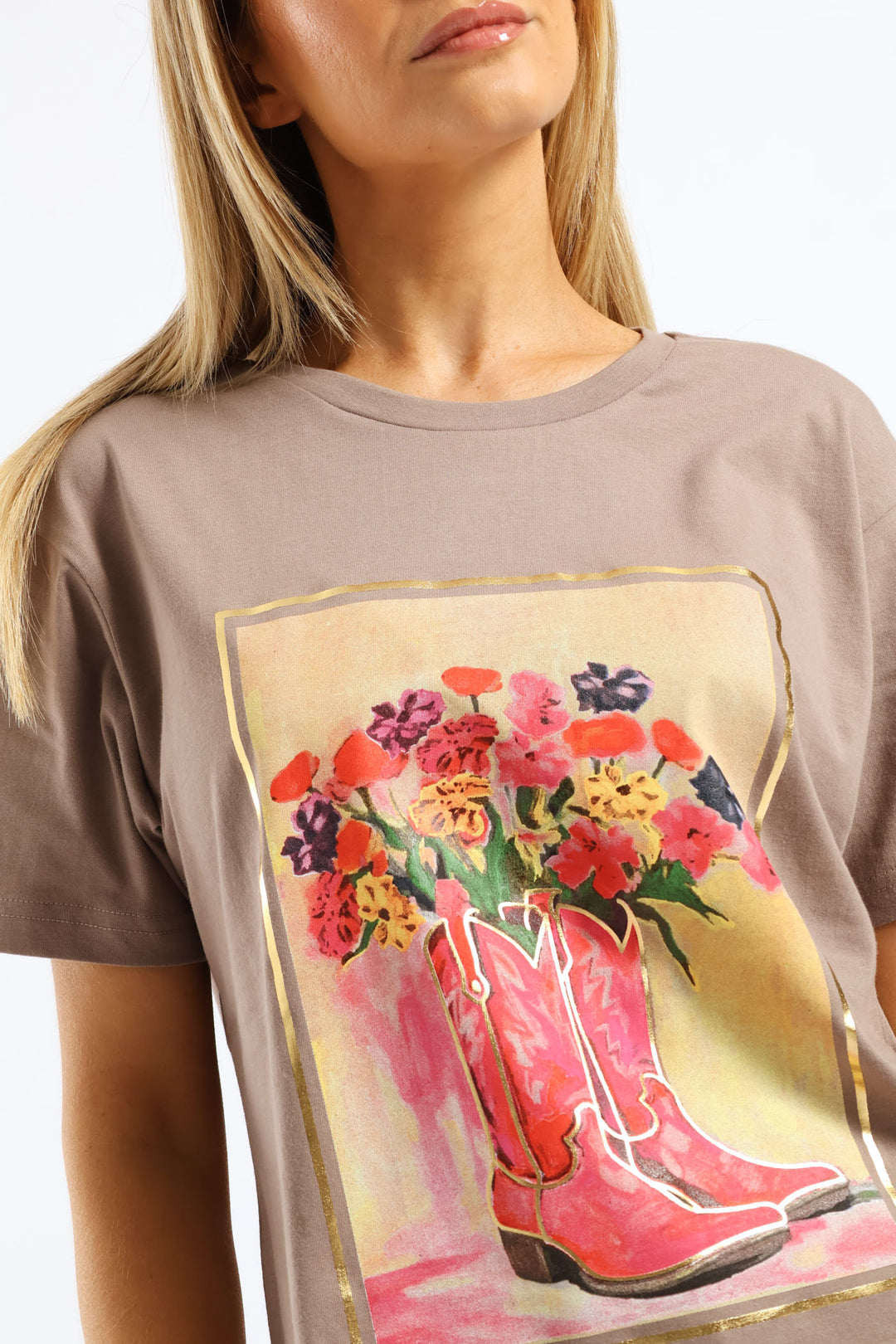 Bouquet & Boots Tee - Taupe
