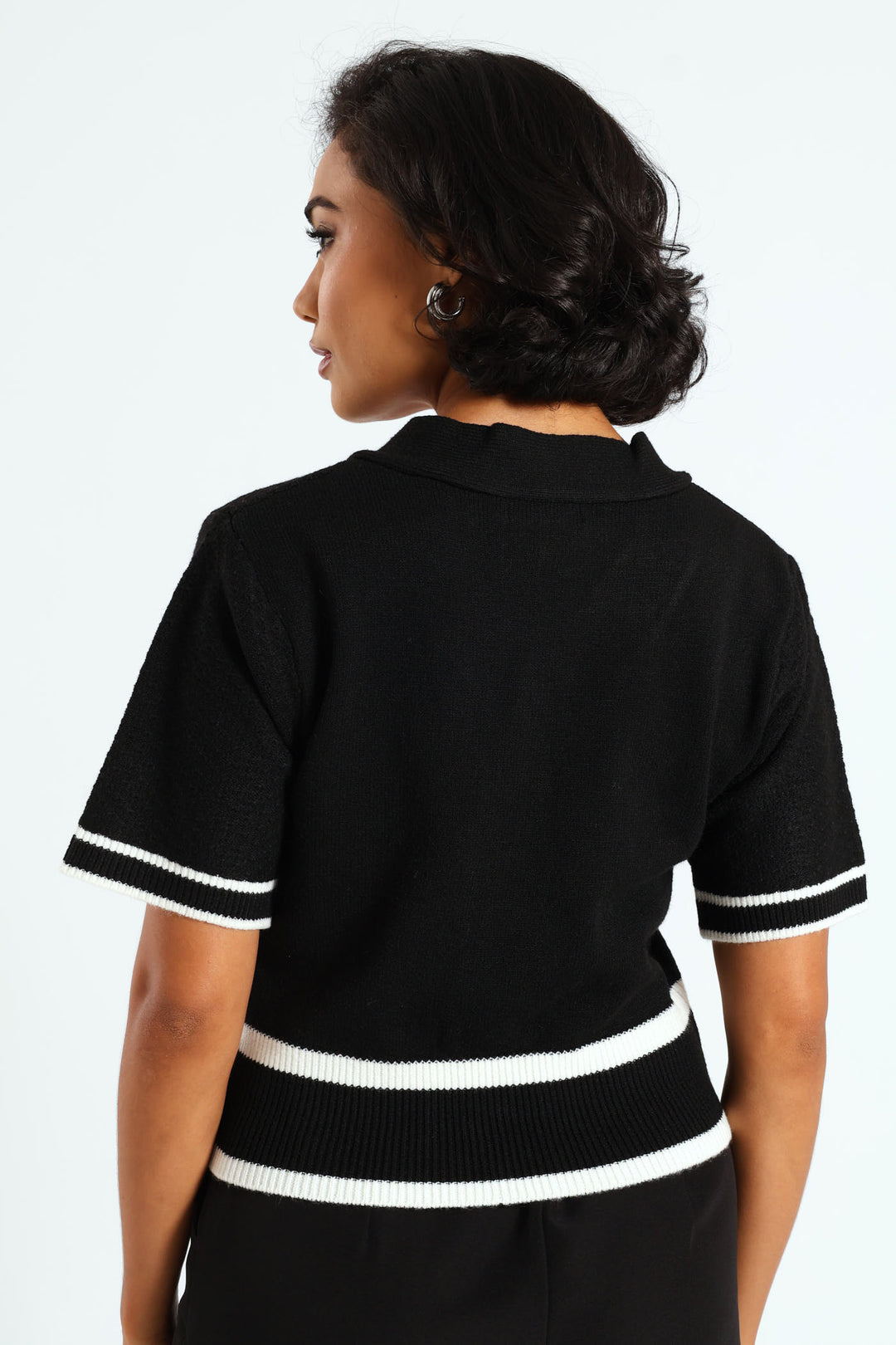 Preppy Contrast Cardigan - Black