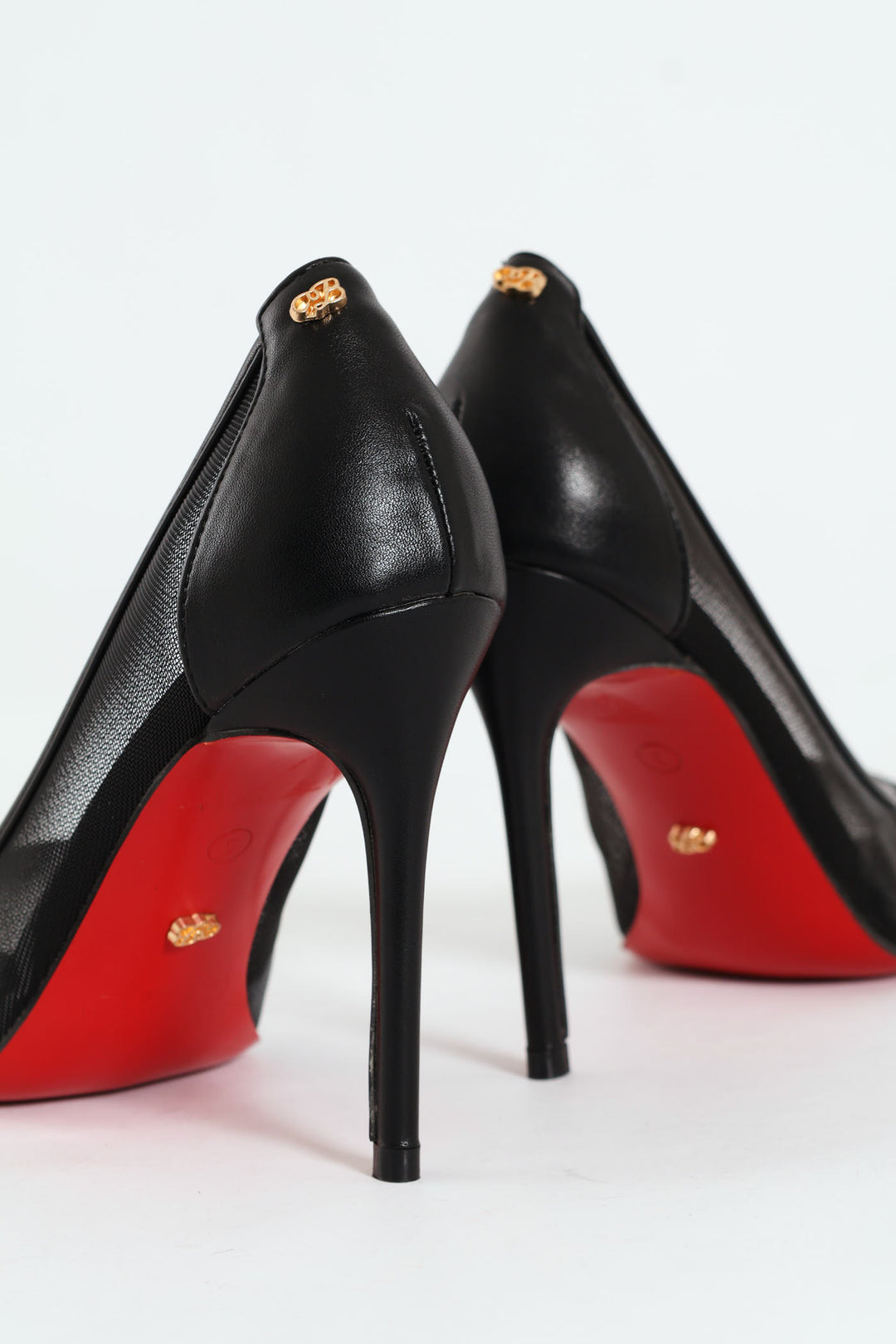 Lola 46 Mesh Court Stiletto - Black