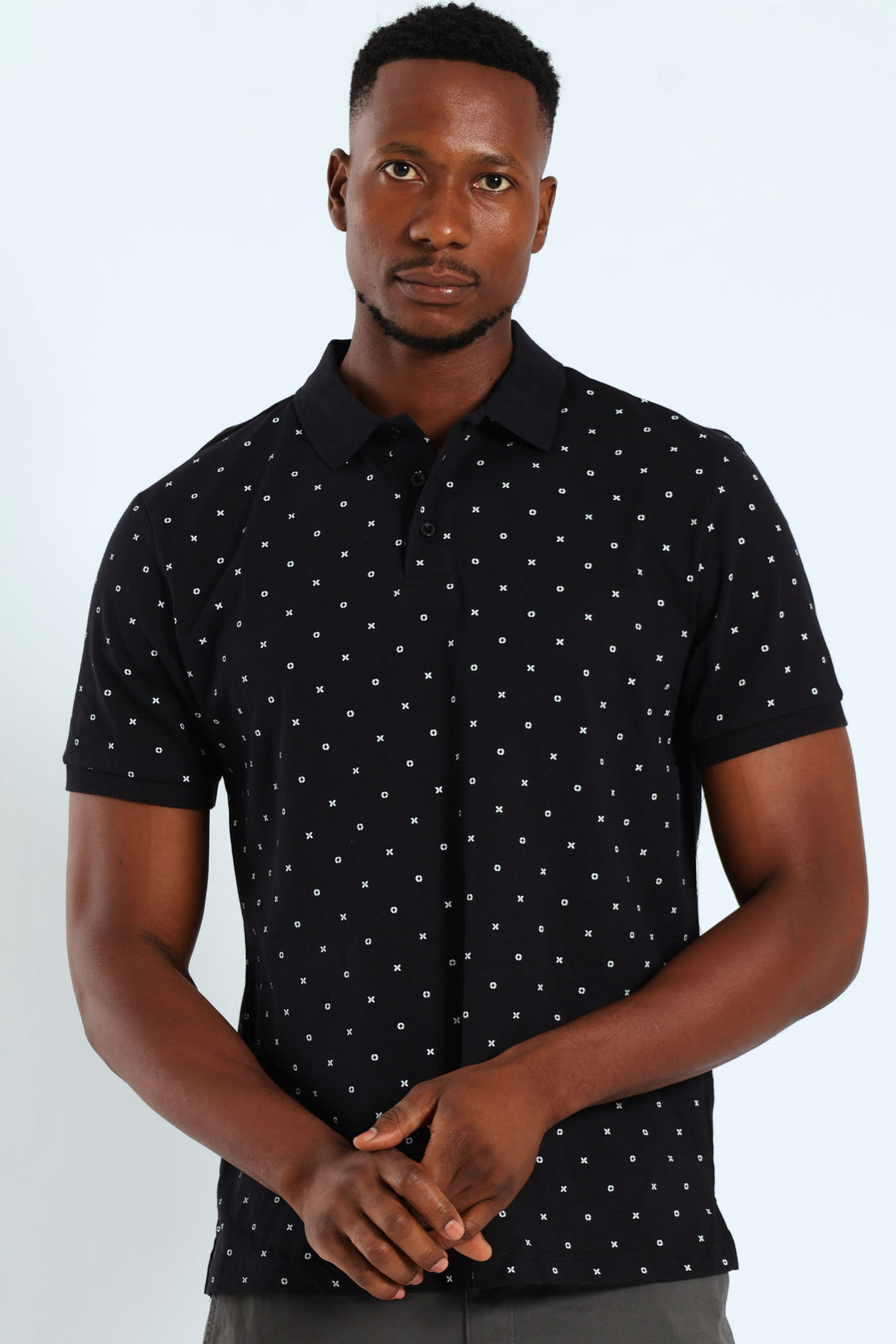 Noughts & Crosses Print Golfer - Black
