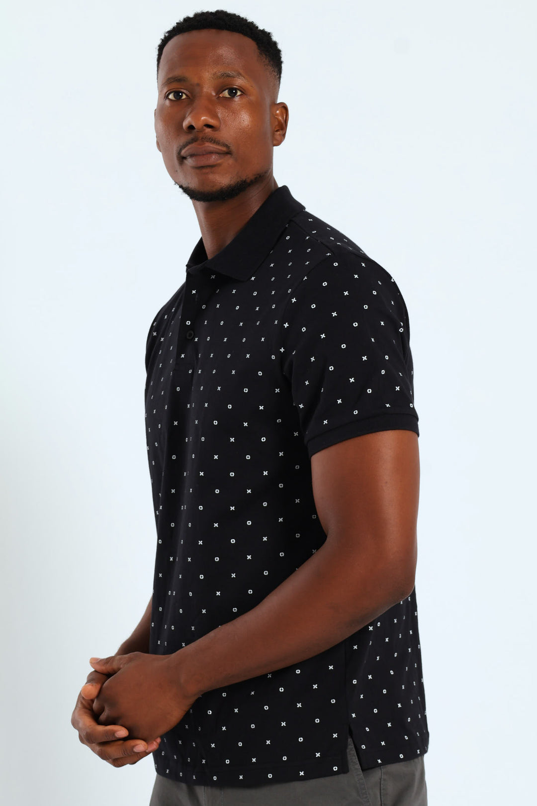 Noughts & Crosses Print Golfer - Black