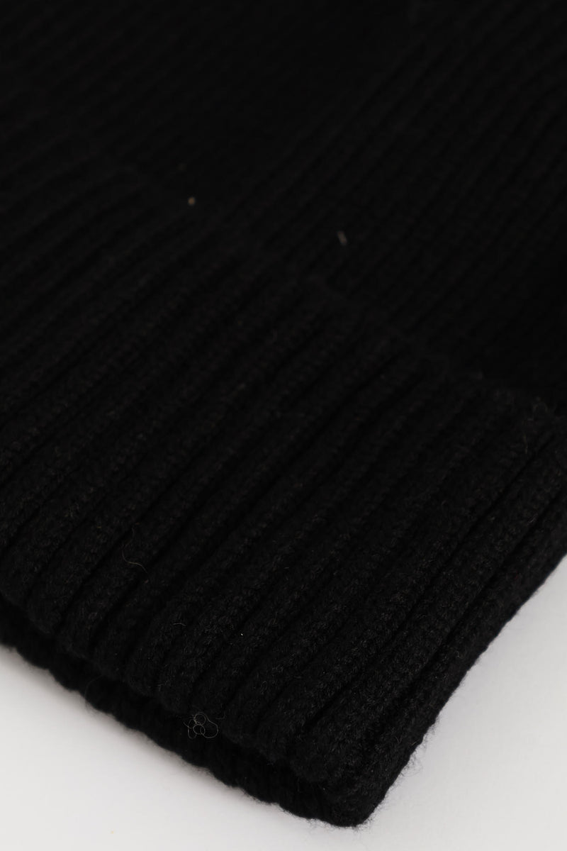 Knitted Pom Pom Beanie - Black