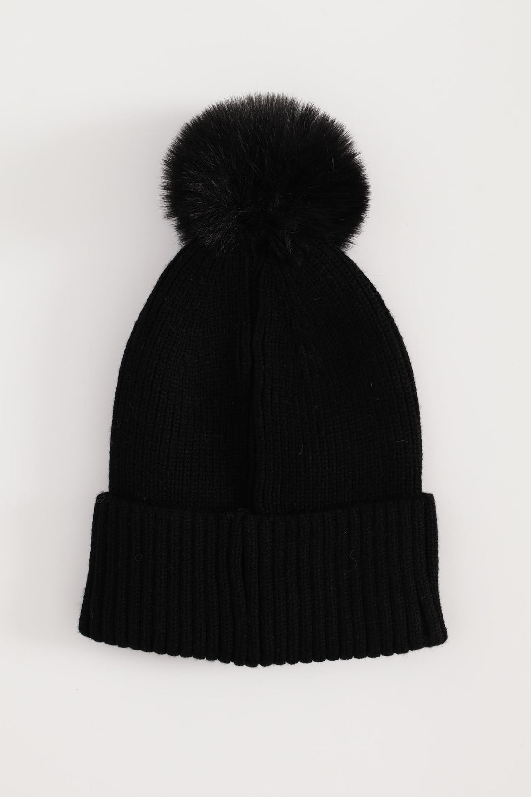 Knitted Pom Pom Beanie - Black