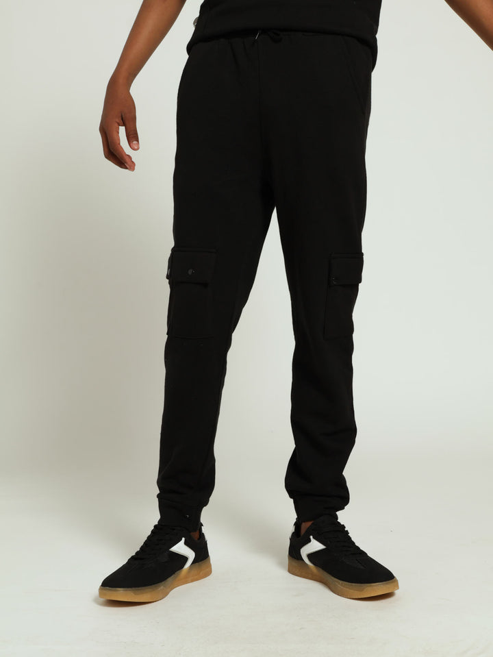 Cargo Pocket Fleece Pants - Black