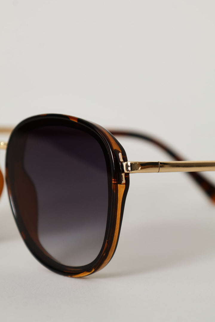 Round Smoke Gold Temple Sunglasses - Tortoise Shell