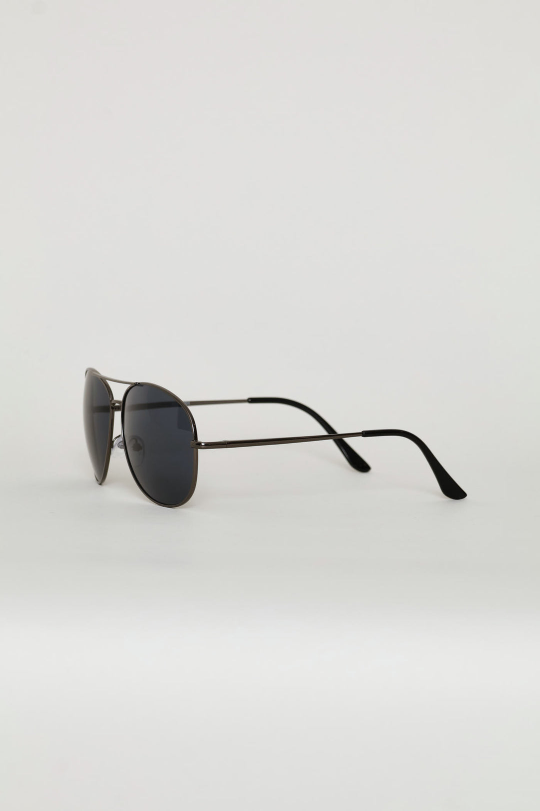 Metal Aviator Sunglasses - Black