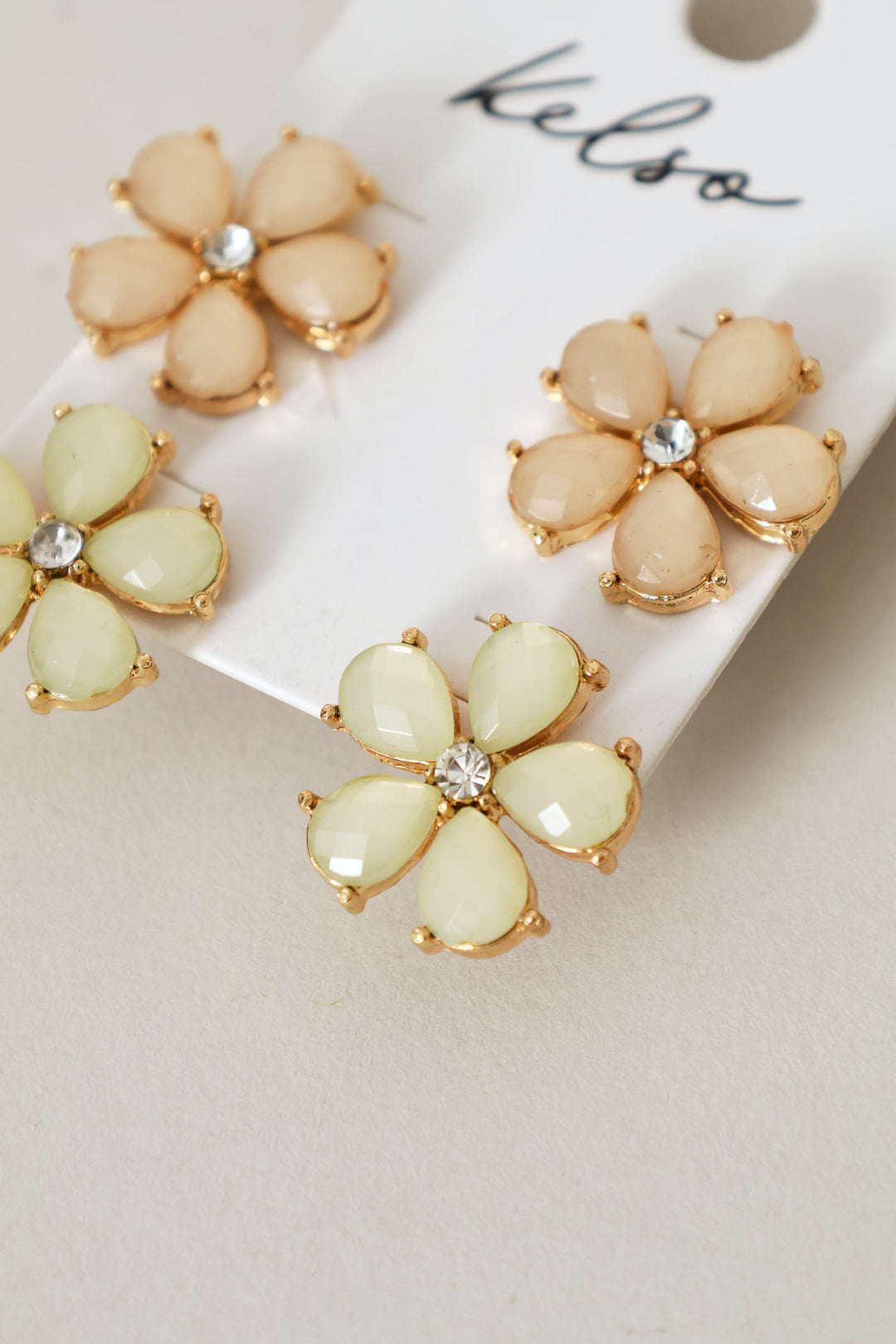 2 Pack Floral Stud Earrings - Gold
