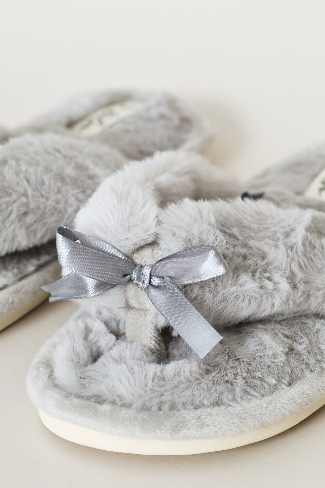Plush Thong Slipper - Light Grey