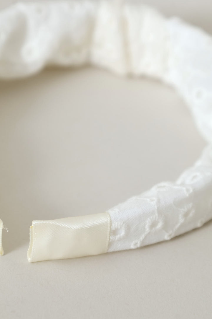 Girls Anglaise Aliceband - White