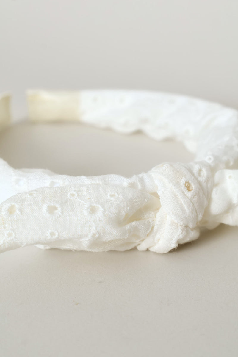 Girls Anglaise Aliceband - White