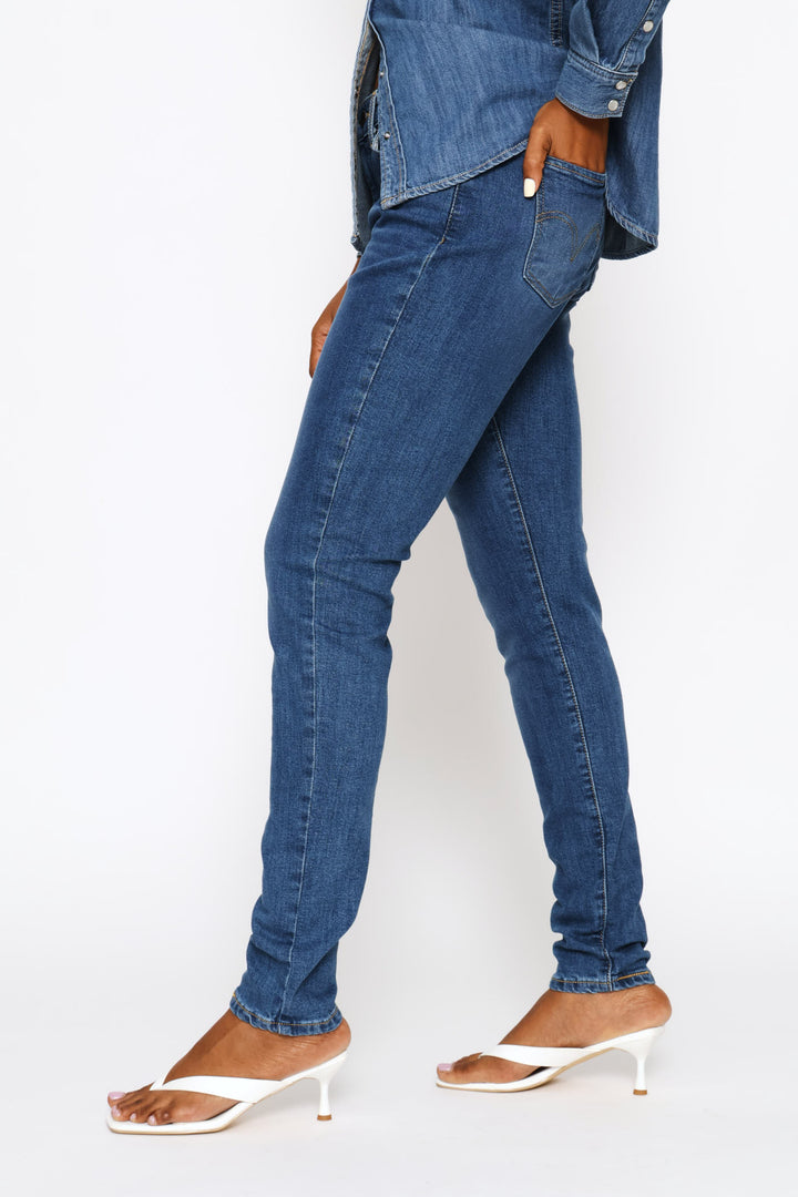 Curvy Hirise Super Skinny Denim Jean - Mid Wash