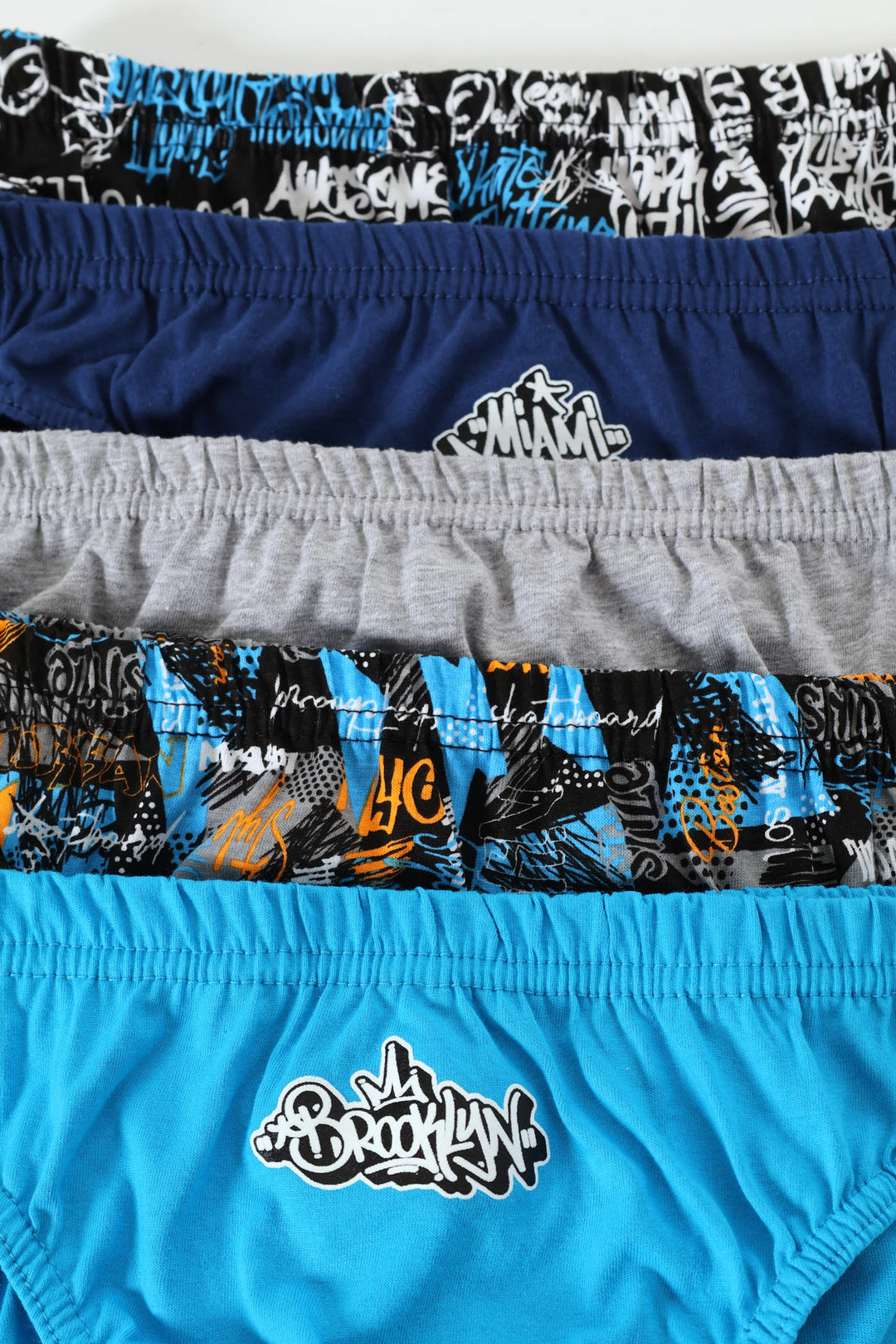 Boys 5 Pack Graffiti Briefs