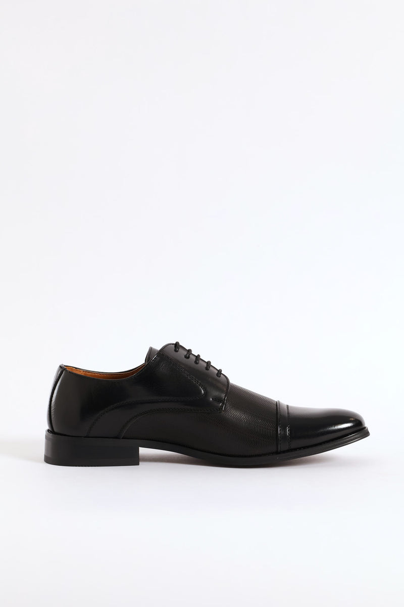 Laser Detail Toe Cap Derby Shoe - Black