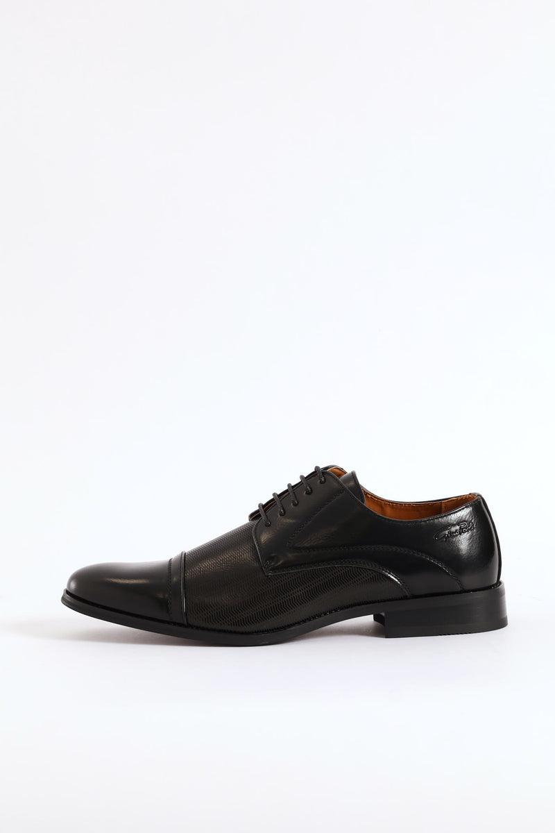 Laser Detail Toe Cap Derby Shoe - Black