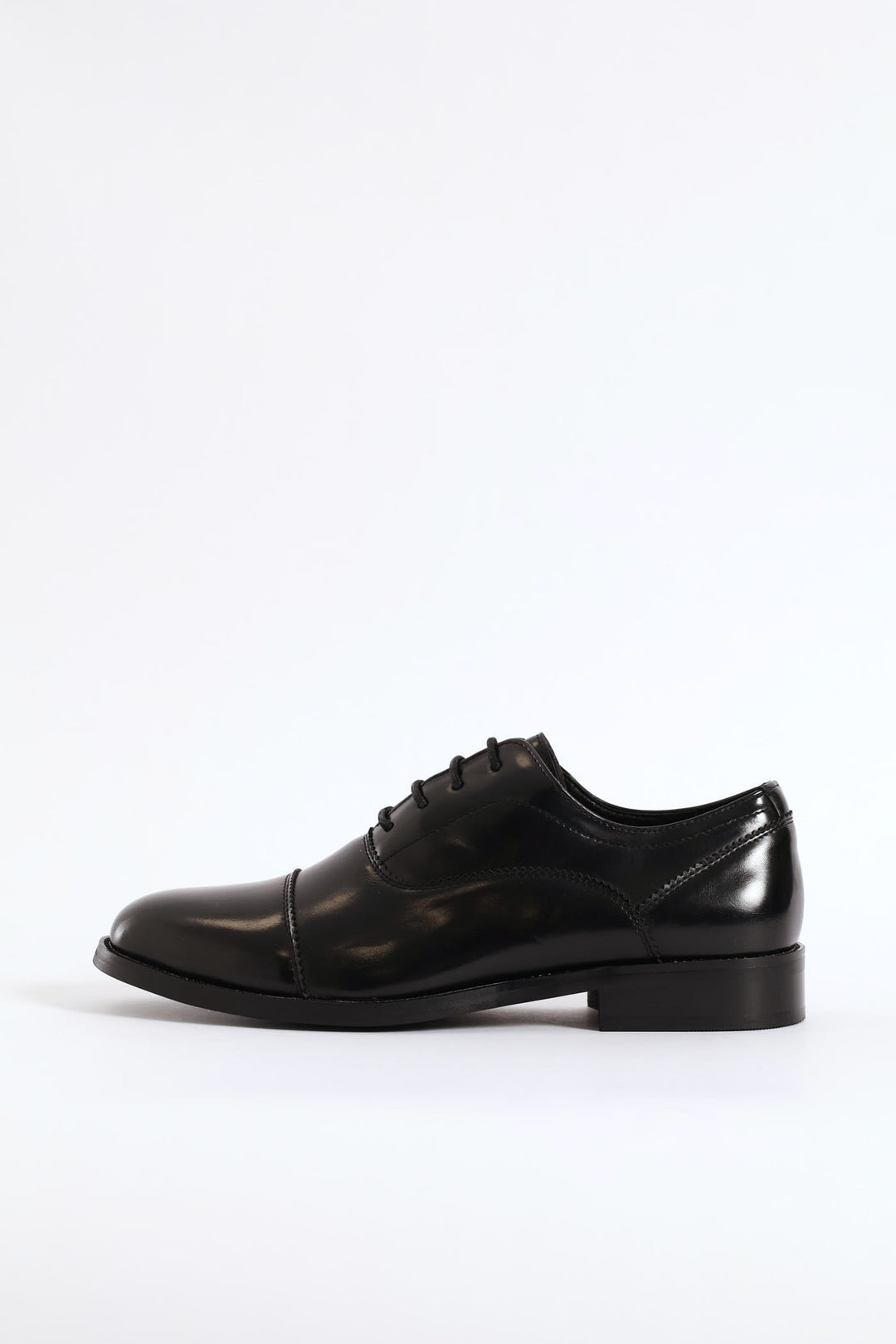 Lace Up Almond Toe Oxford Shoe - Black