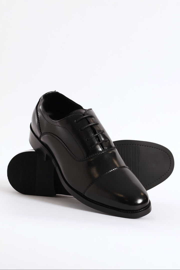 Lace Up Almond Toe Oxford Shoe - Black