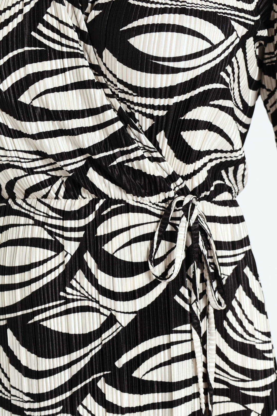 Collared Mock Wrap Plisse Midi Dress - Cream