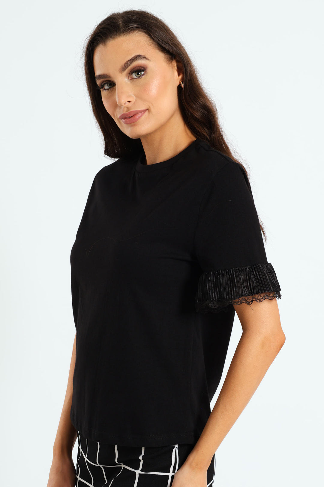 Lace Detail Sleeve Regular Fit Tee - Black