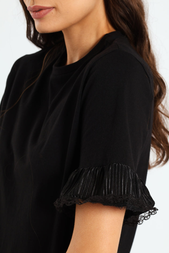 Lace Detail Sleeve Regular Fit Tee - Black