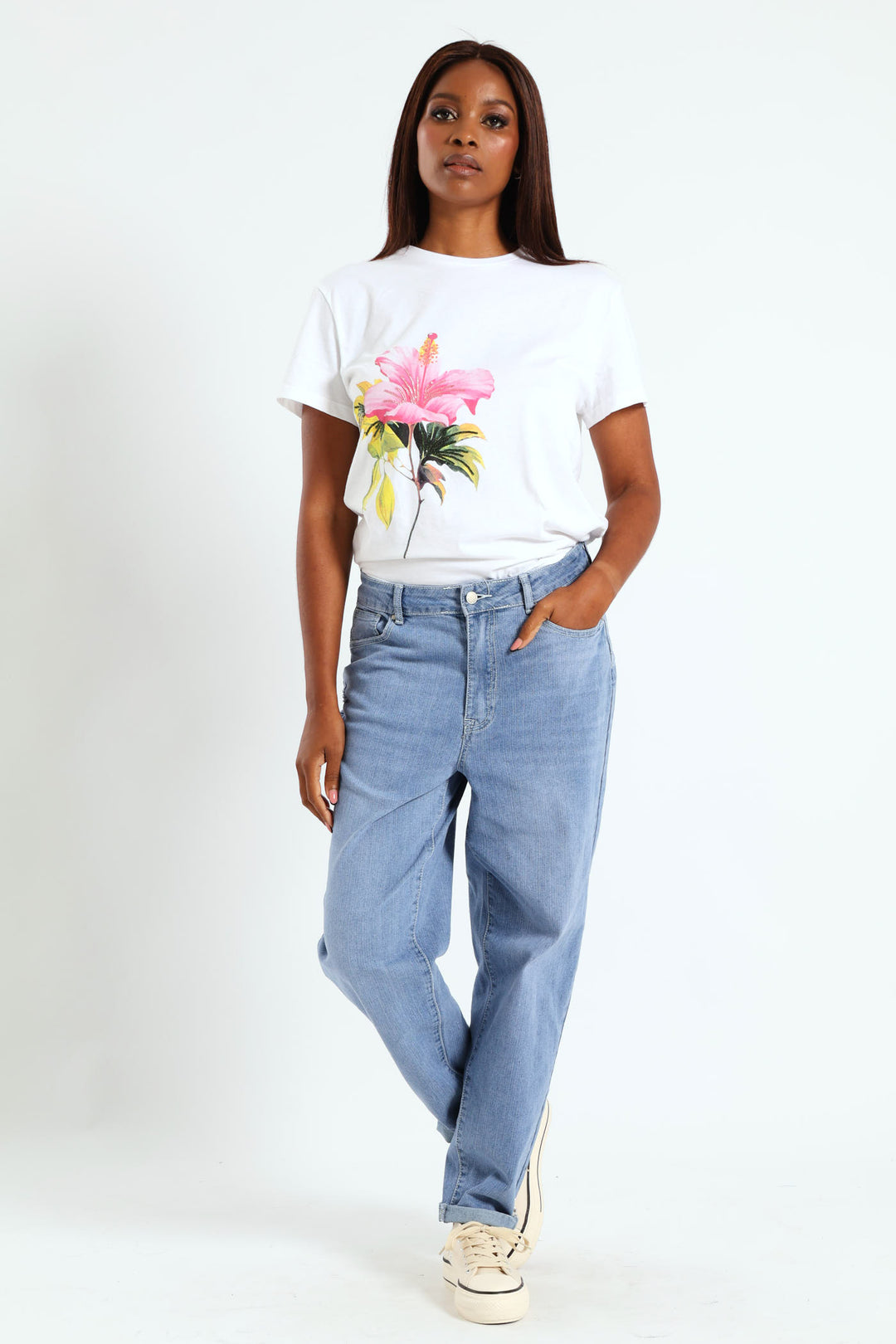 Push-Up Stretch Abrased Mom Jean - Stonewash