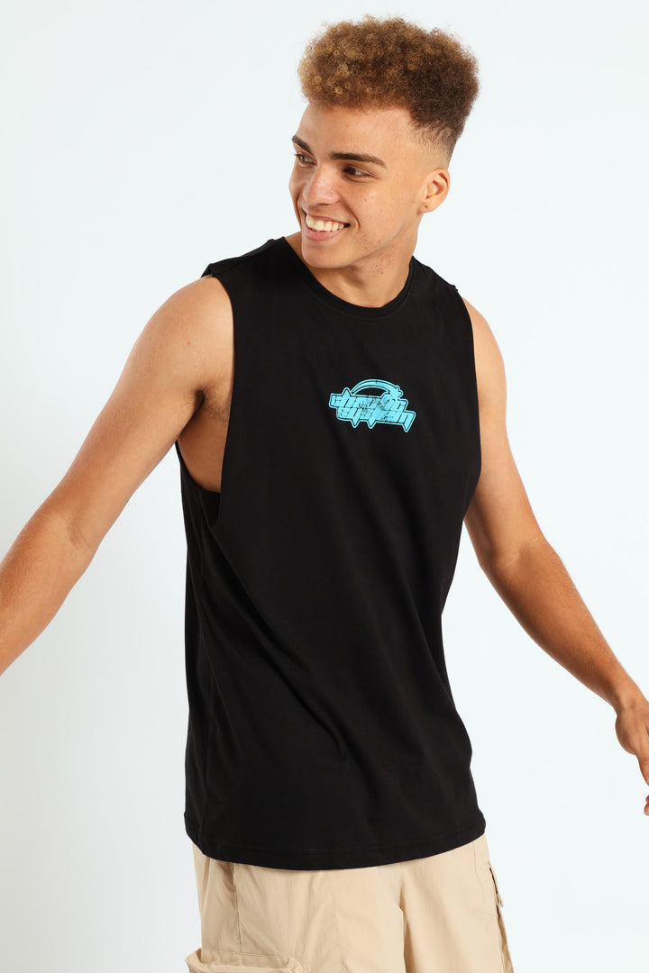 Chaotic Muscle Hugger Tee - Black