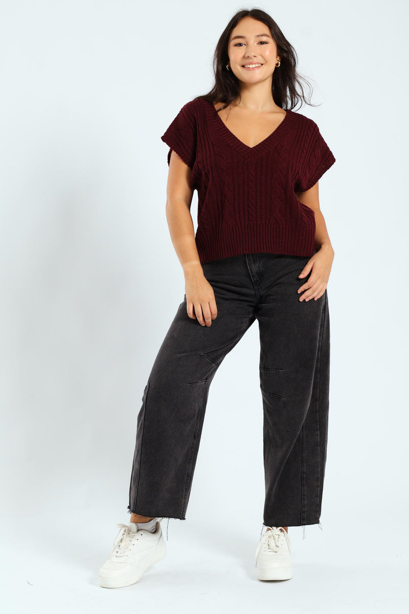 Cable Knit Vest - Burgundy