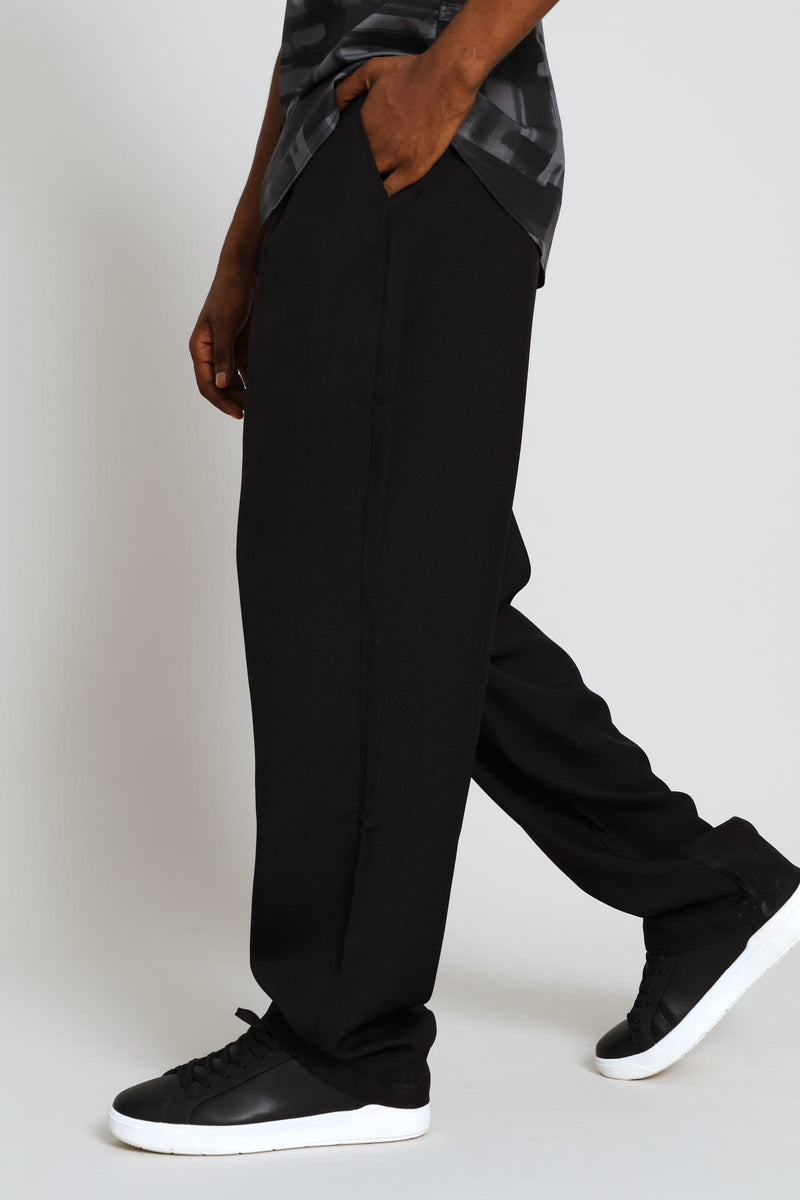 Relaxed Pleated Trouser - Black