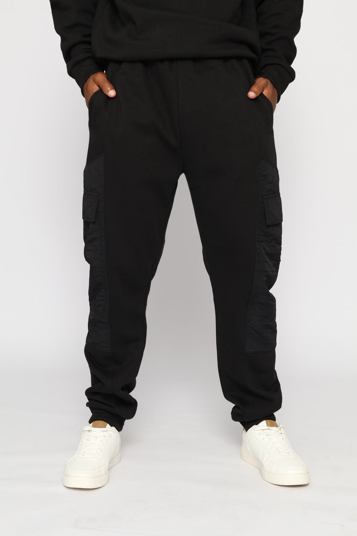 Hybrid Pocket Detail Jogger - Black