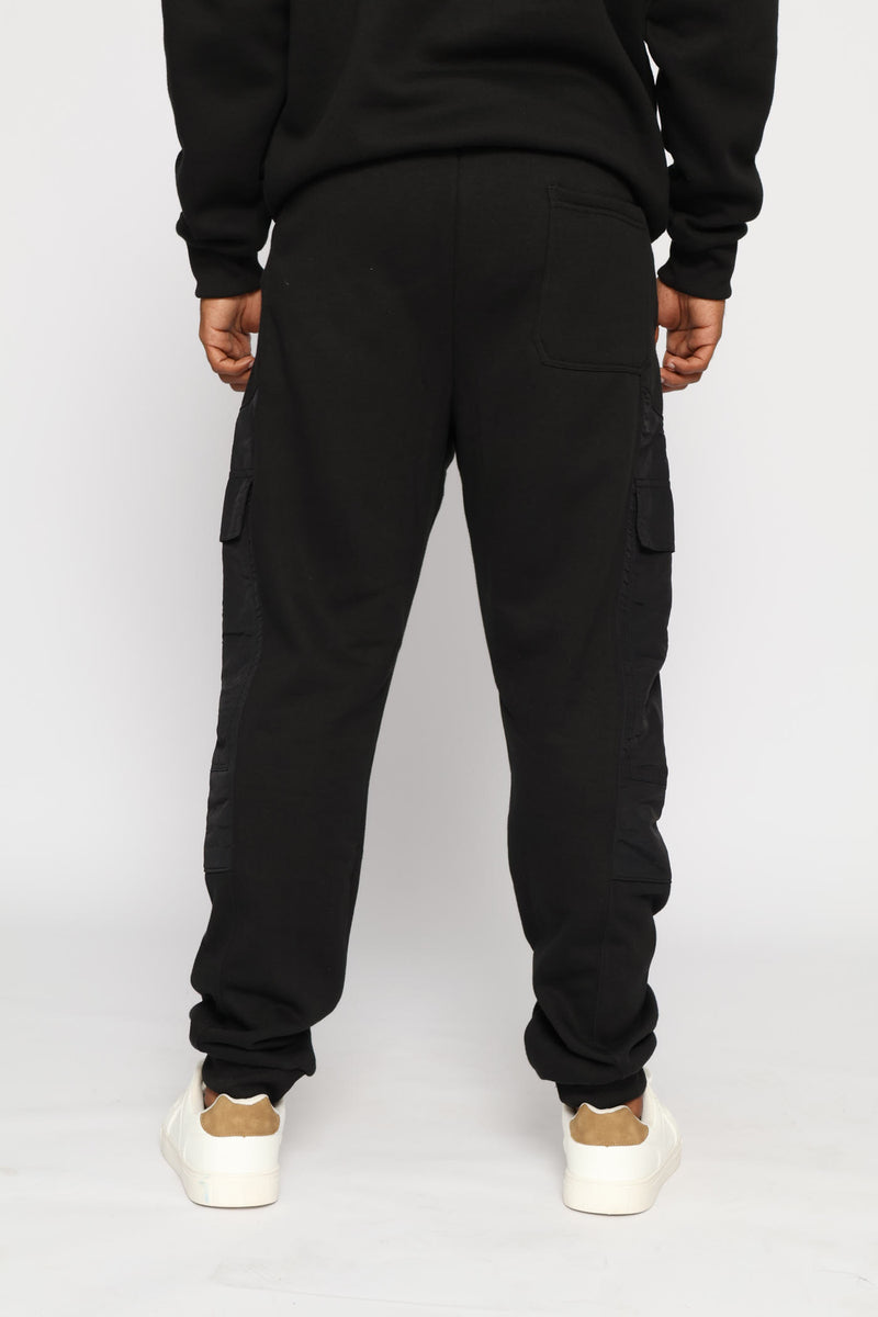 Hybrid Pocket Detail Jogger - Black