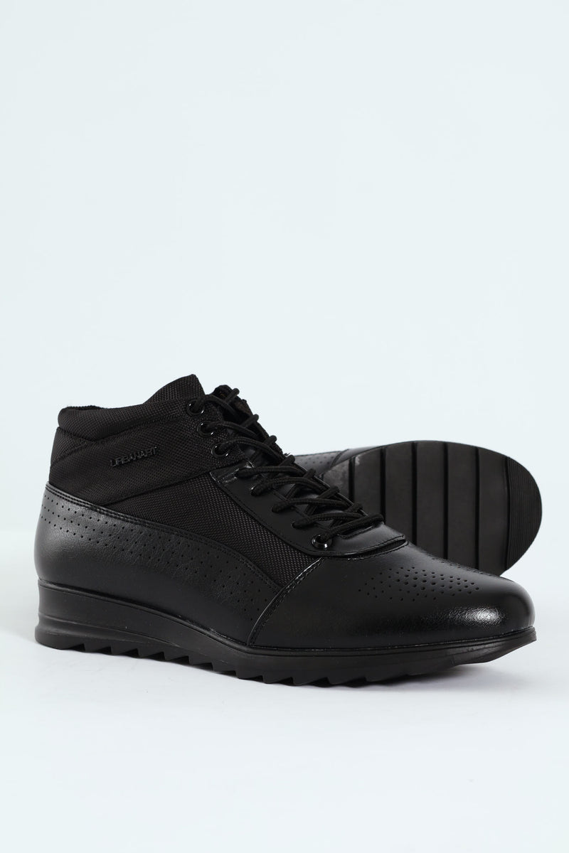 Jagger 4 Lace Up Boot - Black